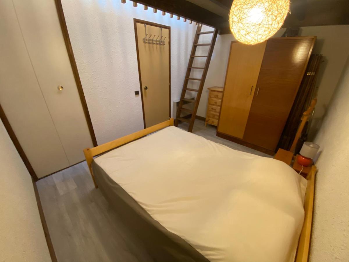 Ferienwohnung Duplex 6 A 8 Couchages Calme Avec Solarium Plein Sud Ancelle Exterior foto